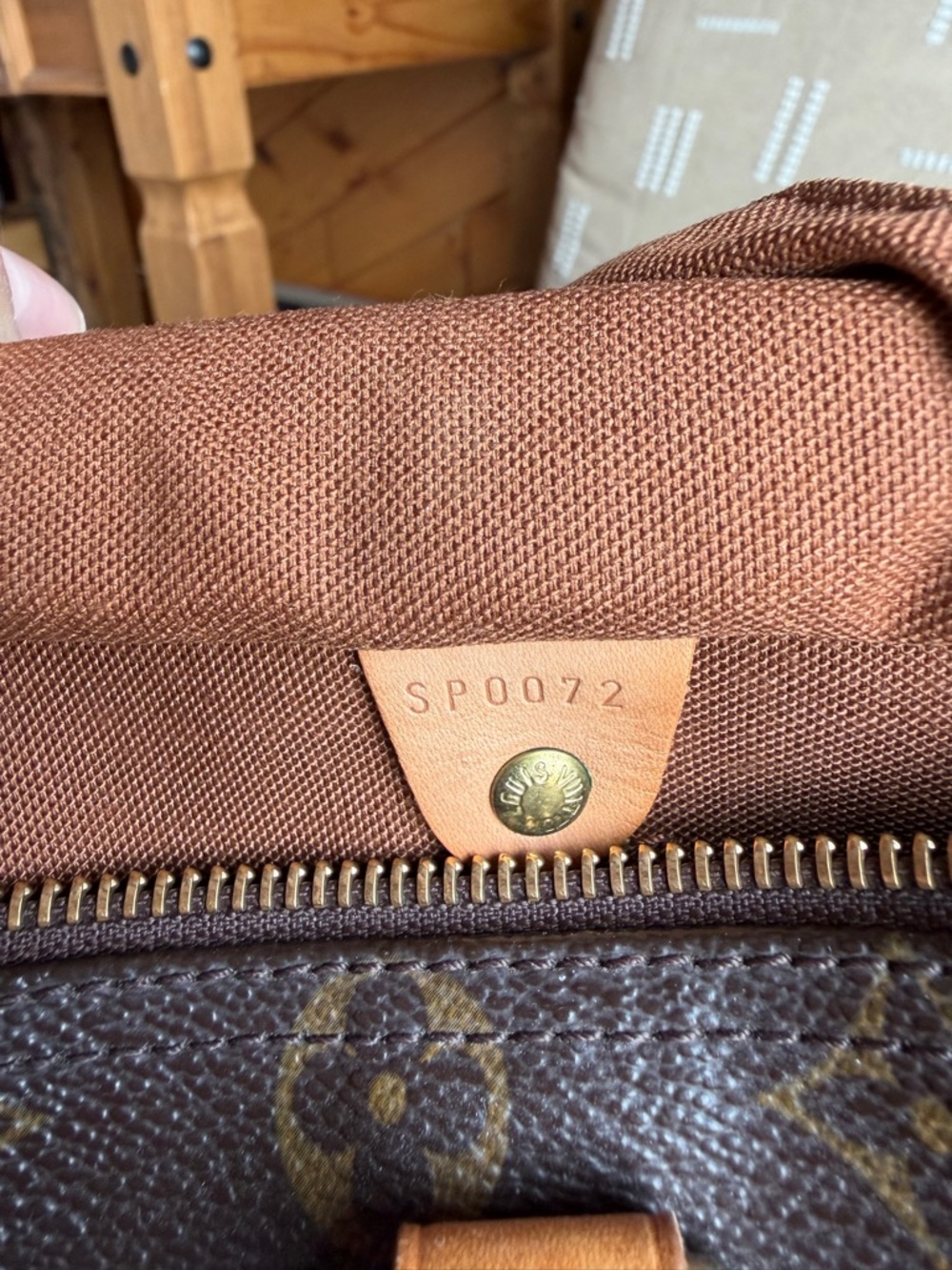 Vintage Louis Vuitton Monogram Canvas Speedy 25 - Picture 10 of 11